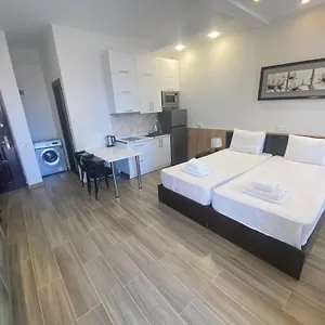 In Mgzavrebi Daire